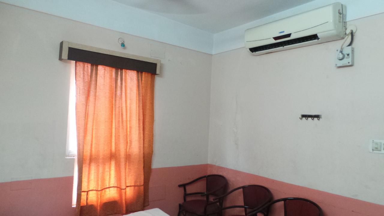 M.P.M. Guest House Pondicherry Eksteriør bilde